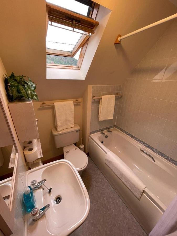 Lovely And Spacious 2Bd Holiday Retreat Ballater Exterior photo